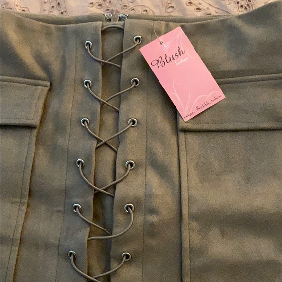 Suede mini skirt - Picture 2 of 7